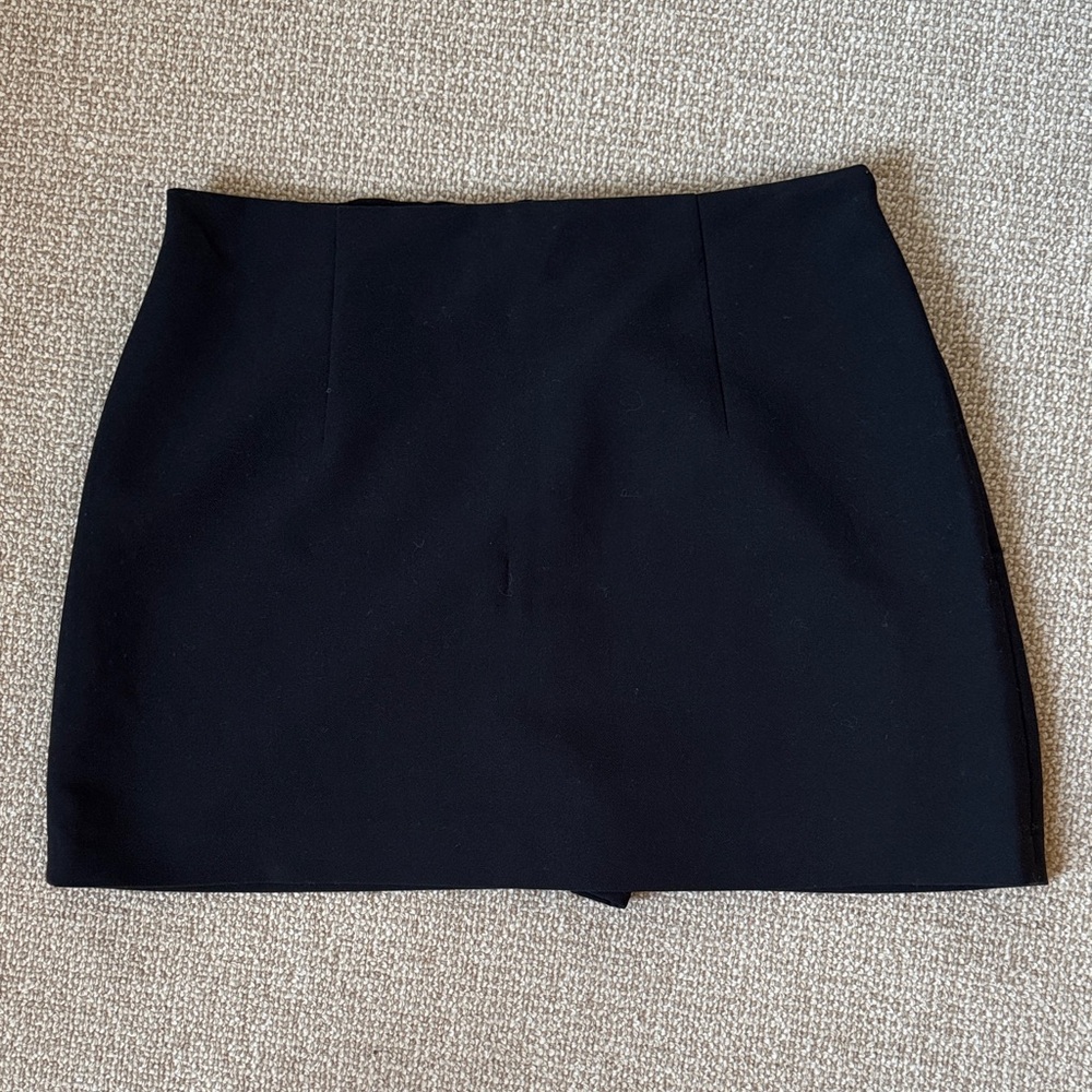 Abercrombie & Fitch | Scarlett Black Mini Skort
